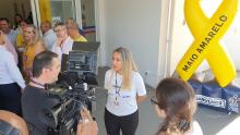 Gestora da Escola de Mobilidade concede entrevista em solenidade de abertura do Maio Amarelo 2023