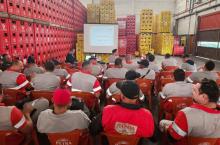 palestra no Centro de Distribuição de Bebidas do Grupo Petrópolis